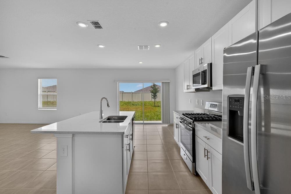13426 CAMELOT CT