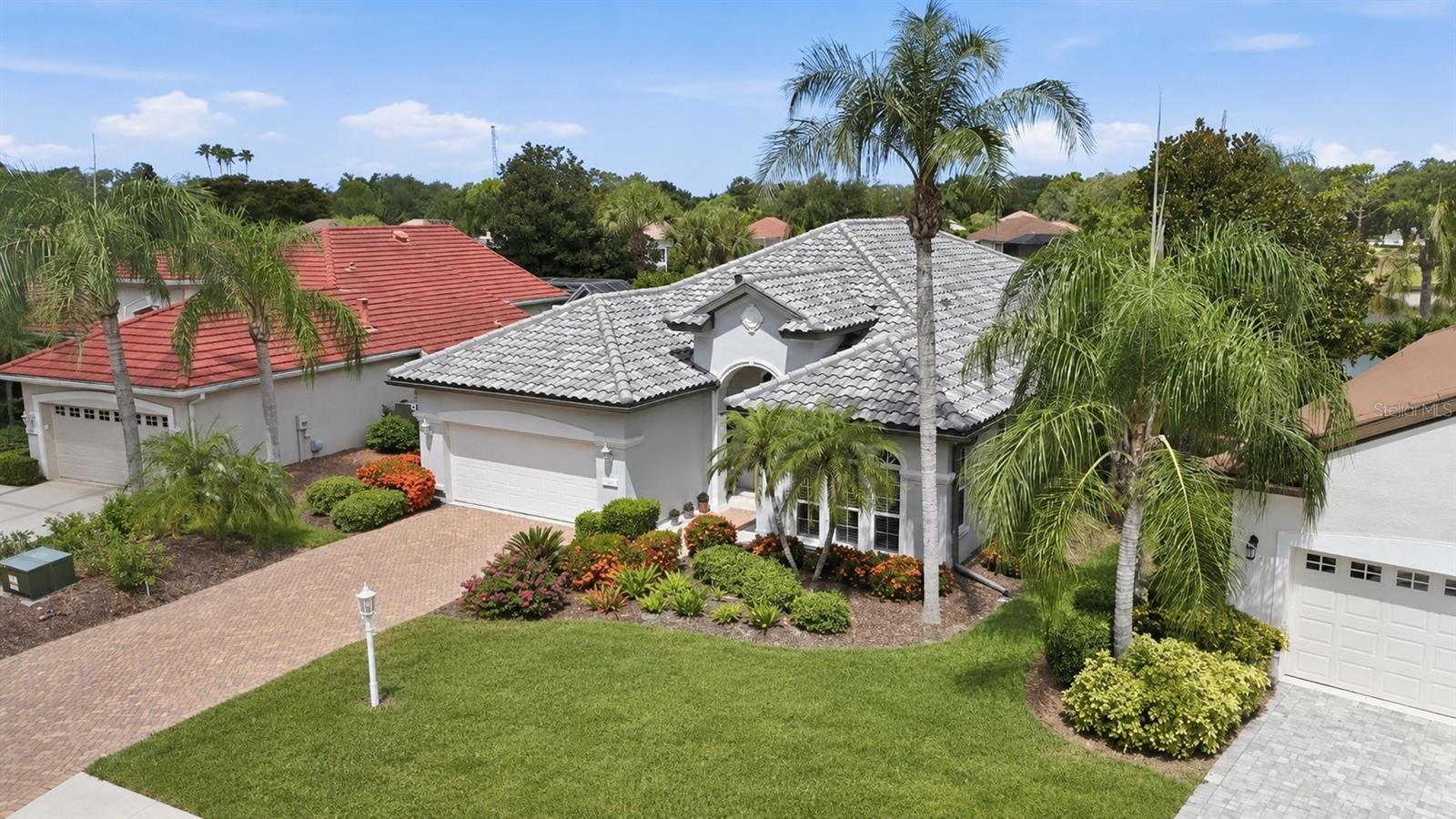 7346 WINDEMERE LN