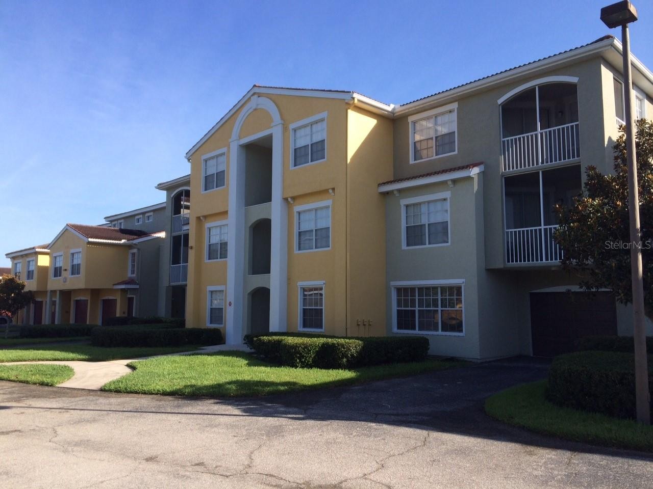 5459 BENTGRASS DR #2-303