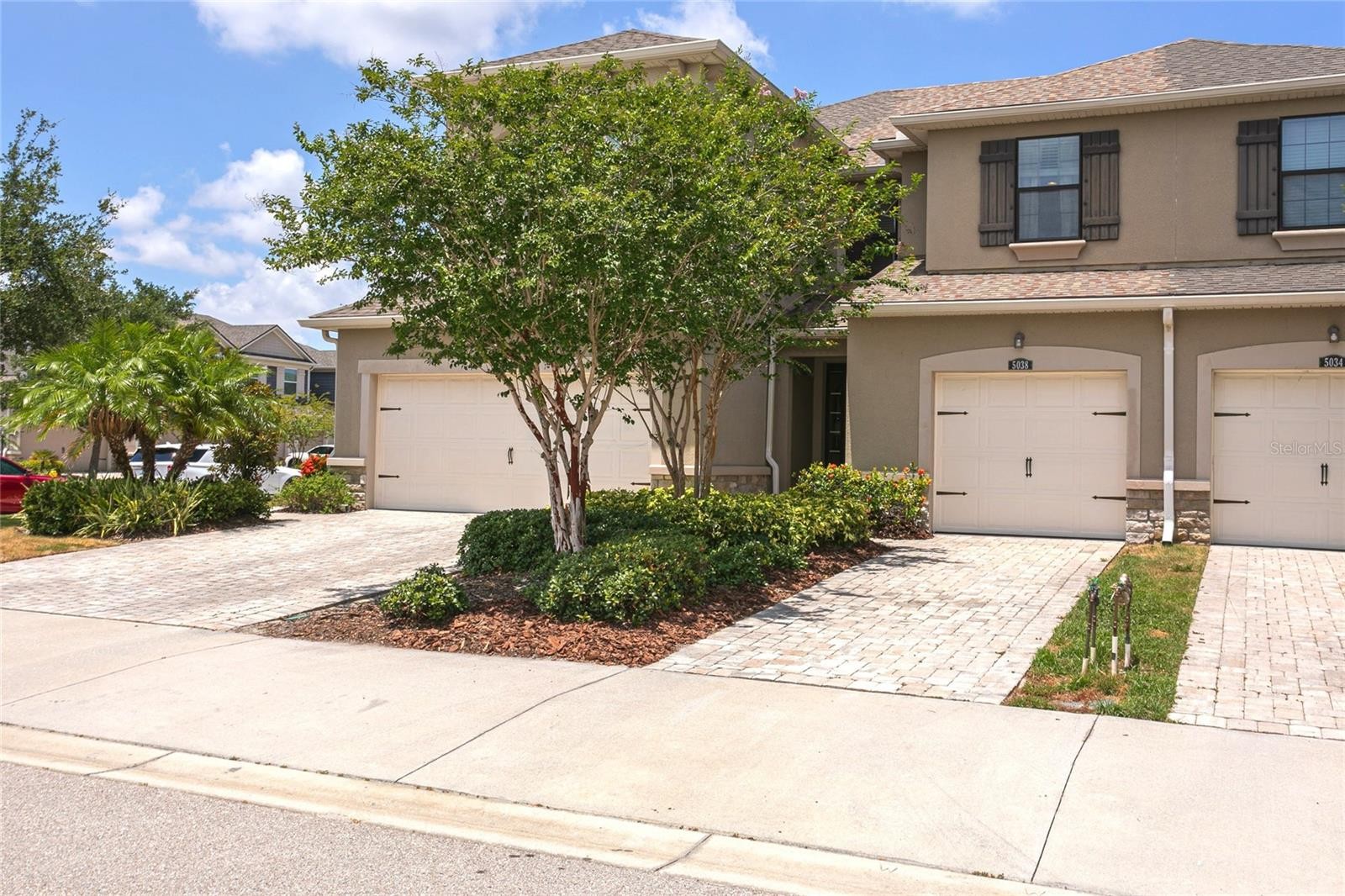 5038 SUNNYSIDE LN