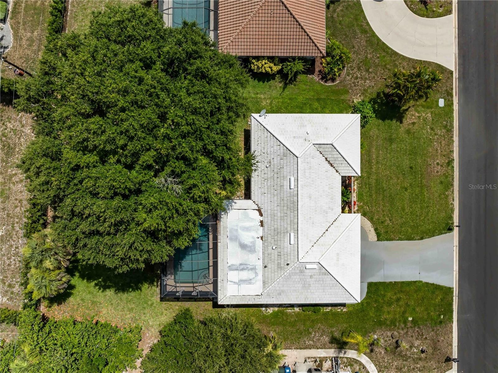 107 COROT DR