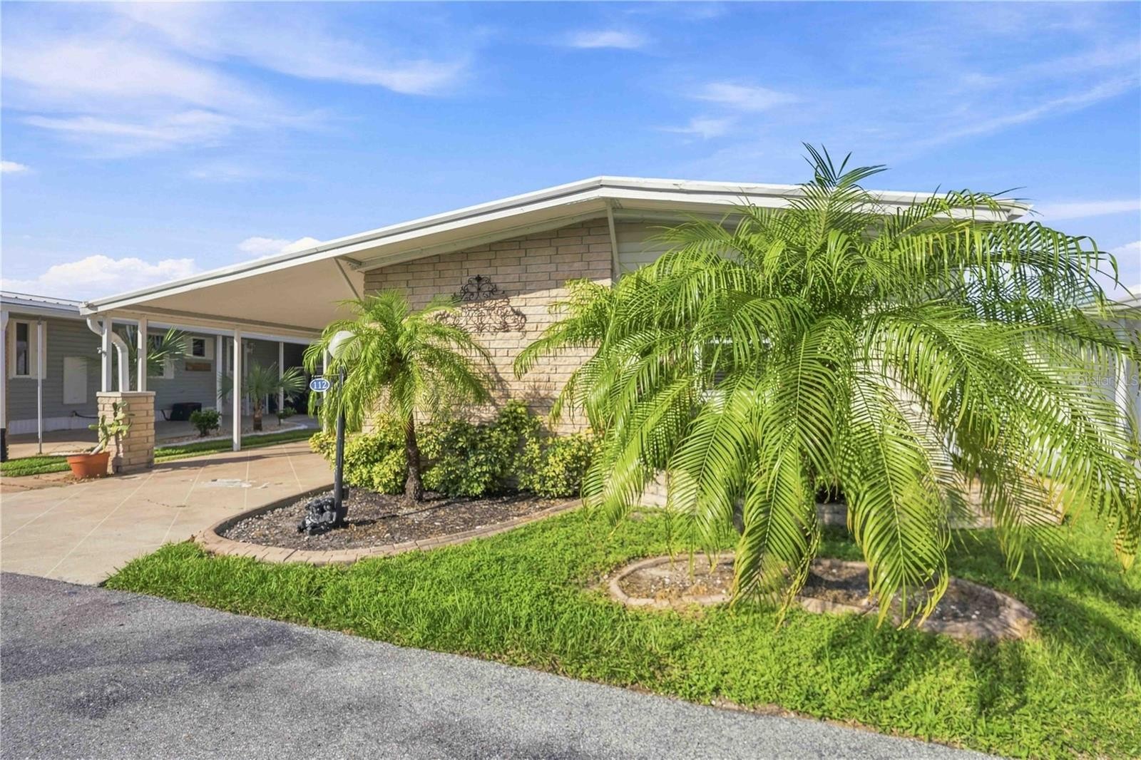 112 ISLAND POINT RD