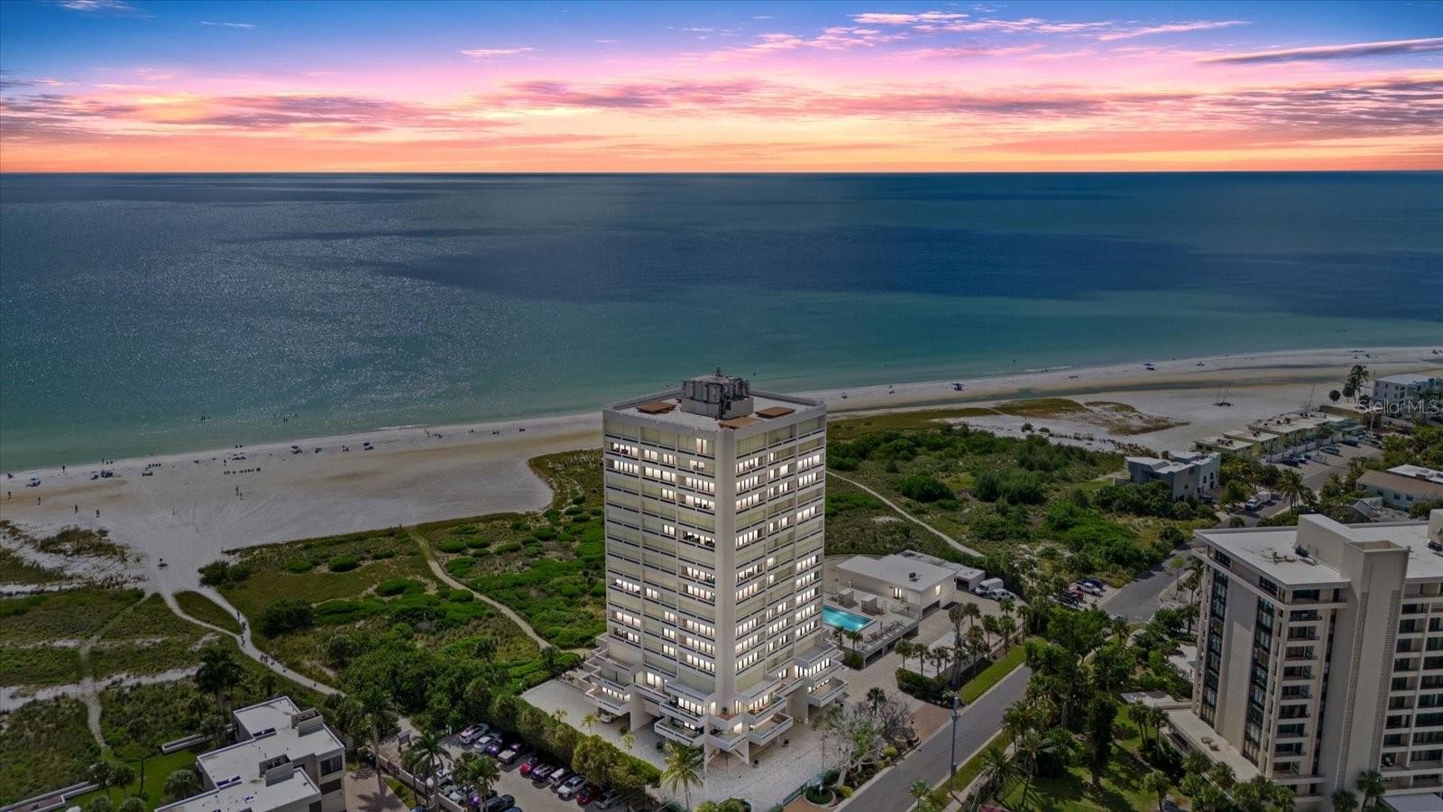 5400 OCEAN BLVD #17-04