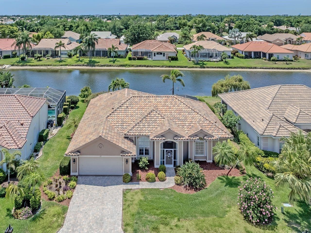 417 PEBBLE CREEK CT