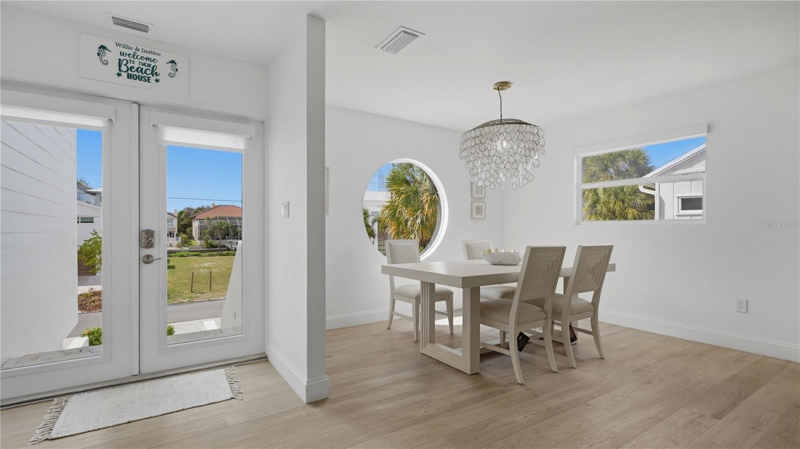 4939 COMMONWEALTH DR