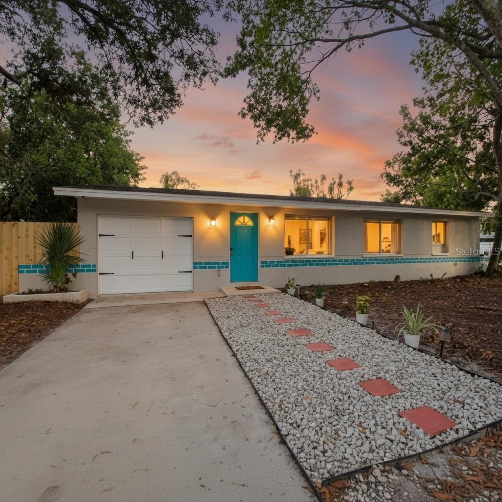 4615 LORDS AVE