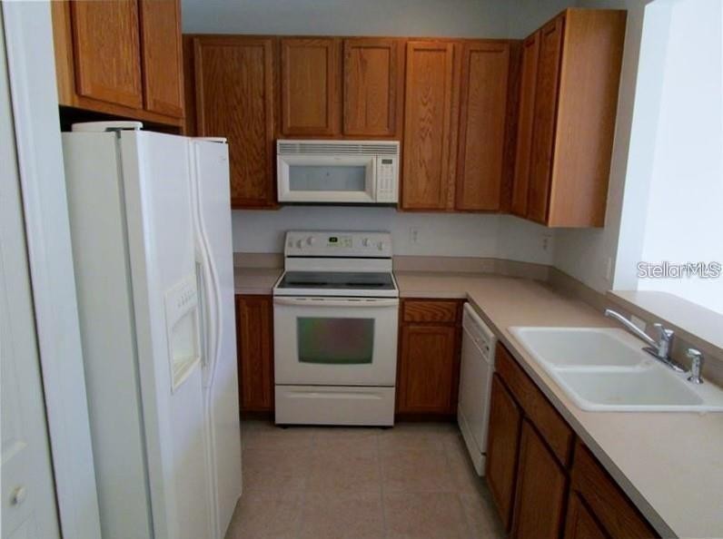 4213 VIA PIEDRA CIR #8-104