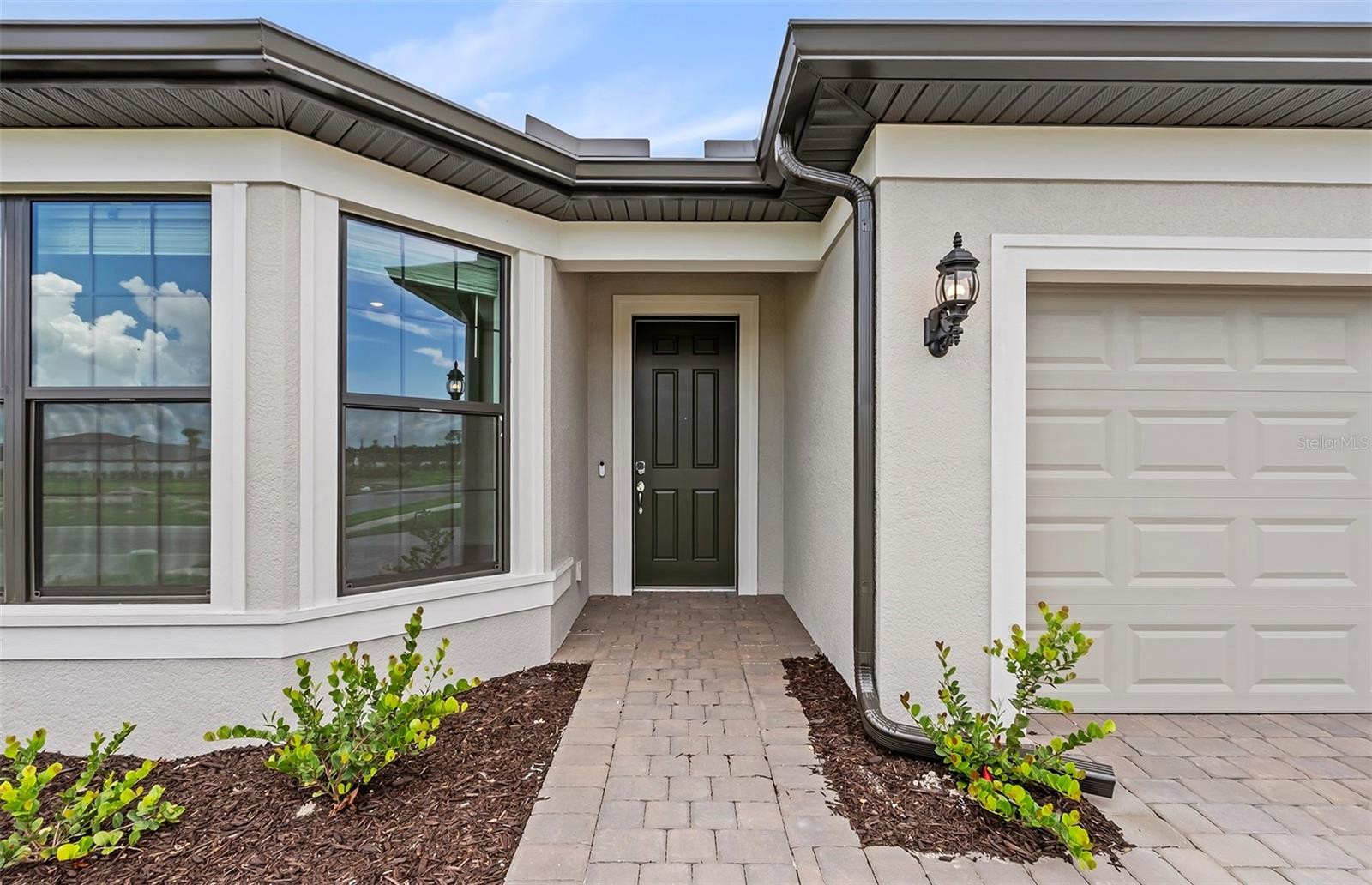2739 BEBB OAK DR