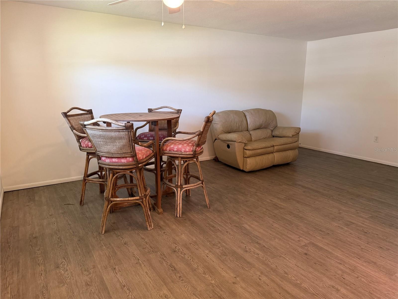 245 CENTER RD #103