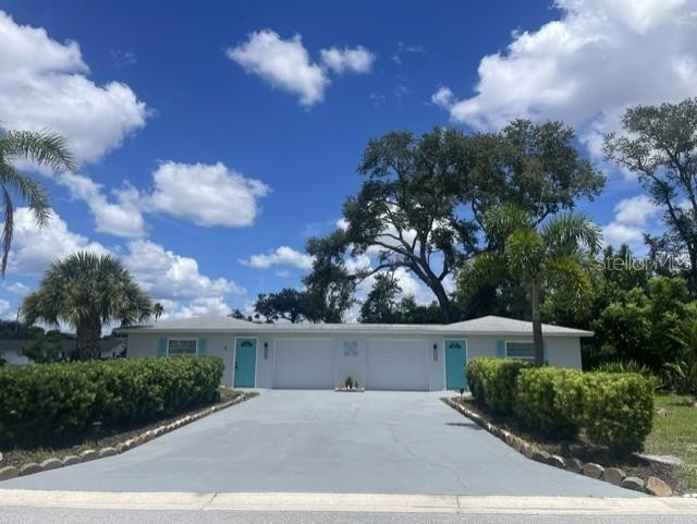 2229 MONTCLAIR DR