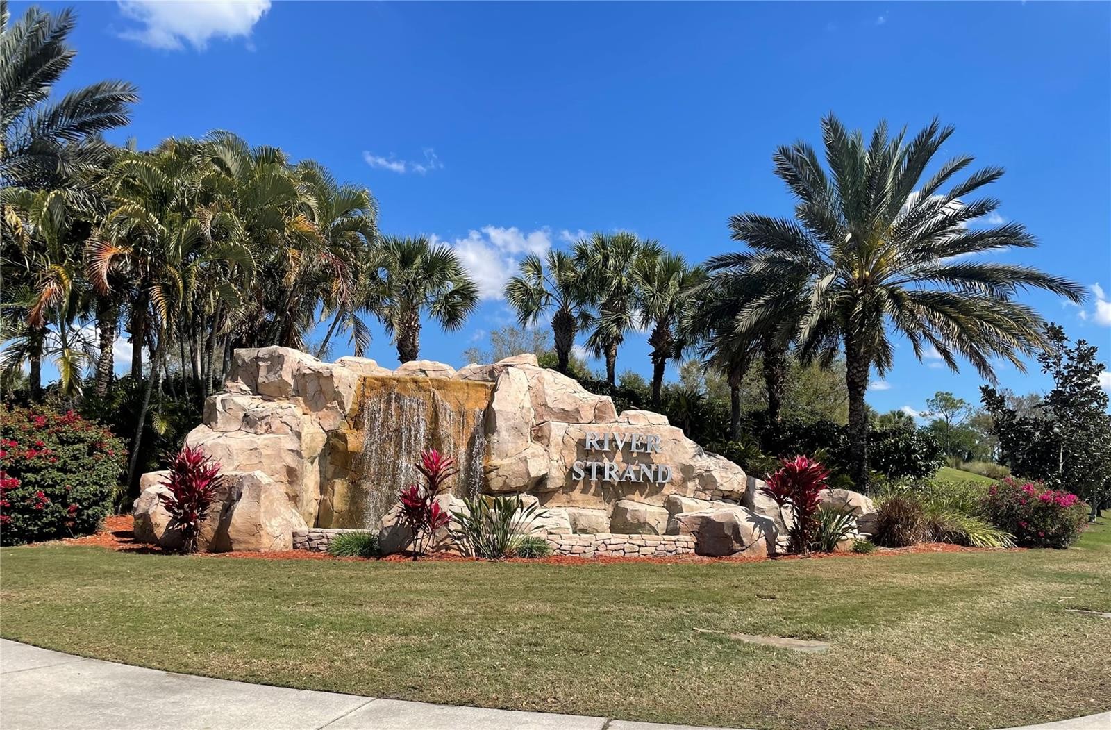 6411 GRAND ESTUARY TRL #304