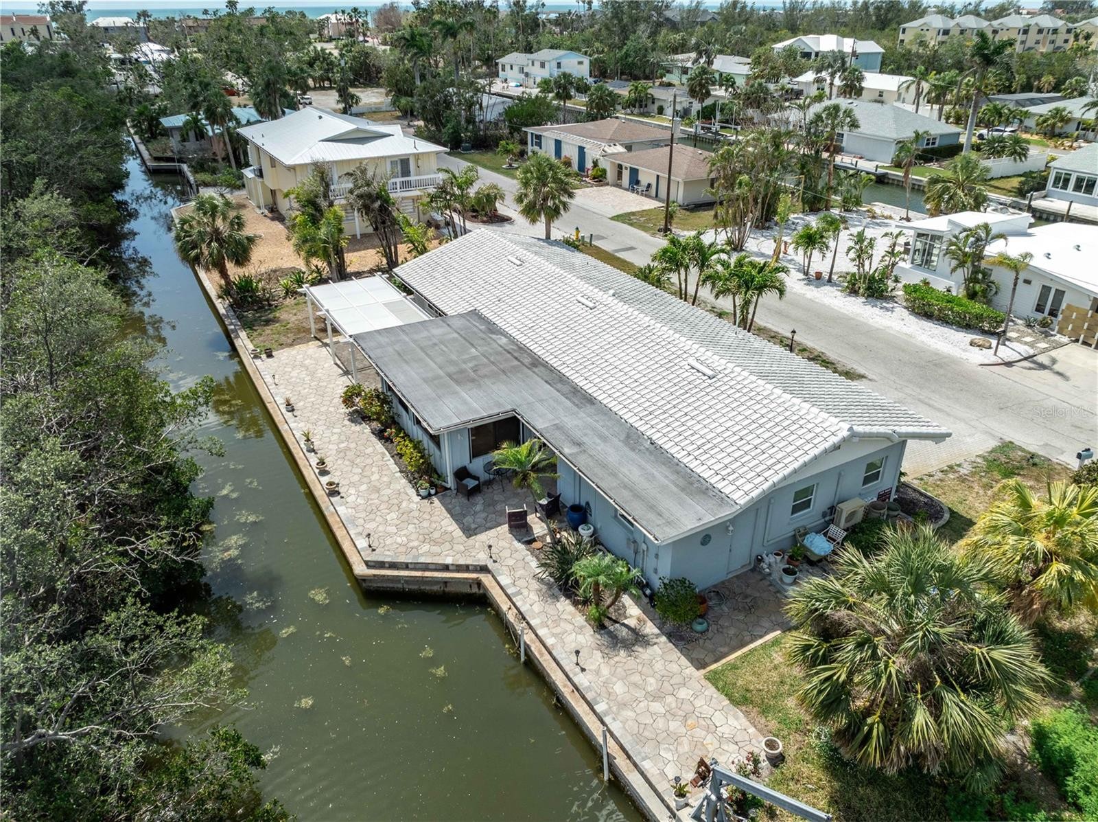 636 TARAWITT DR