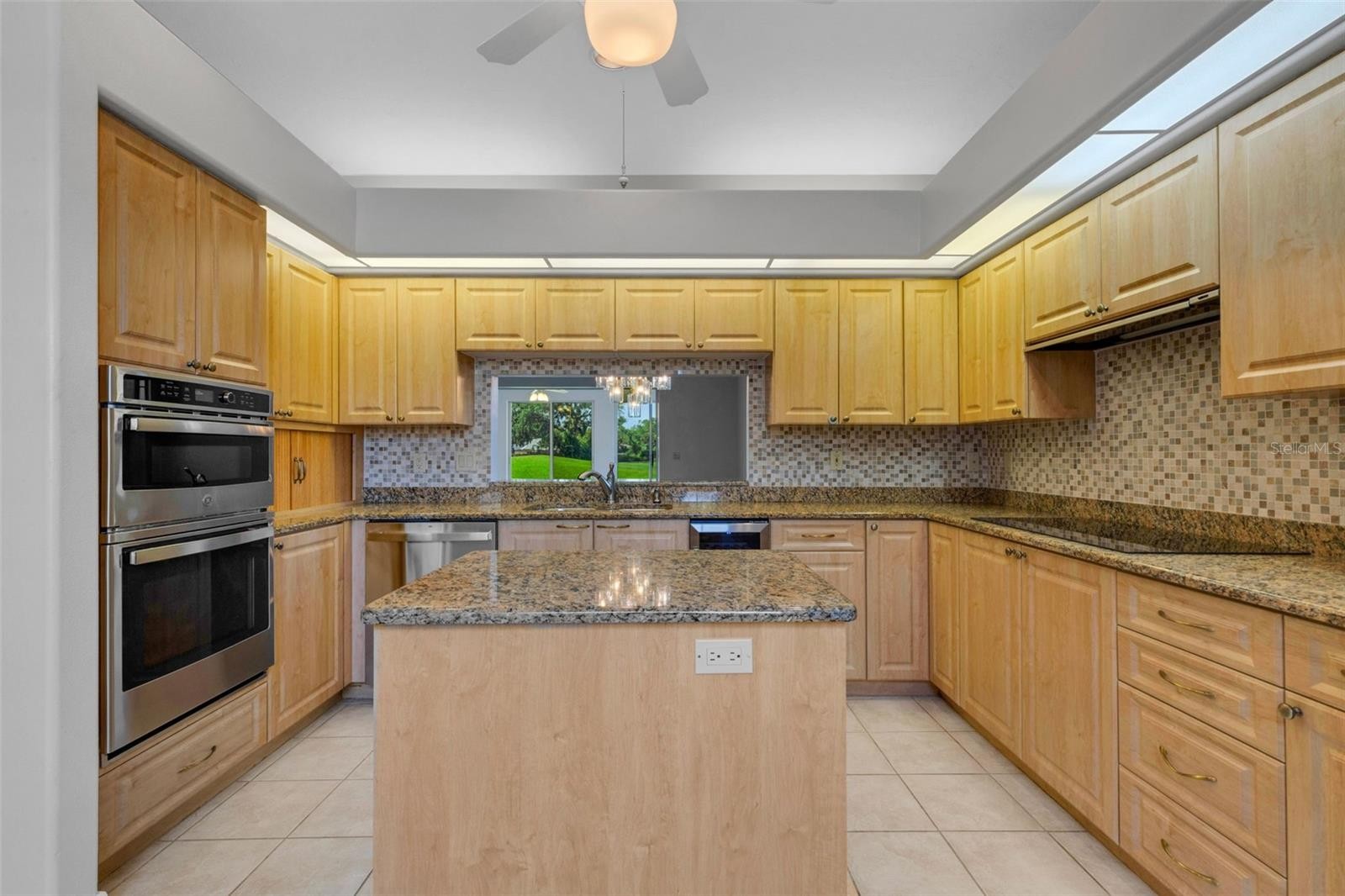 4044 PENSHURST PARK