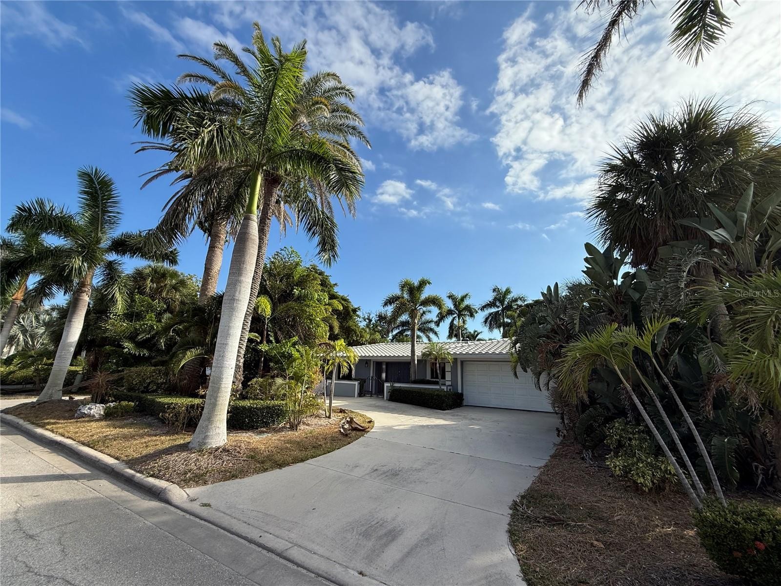 338 BIRD KEY DR