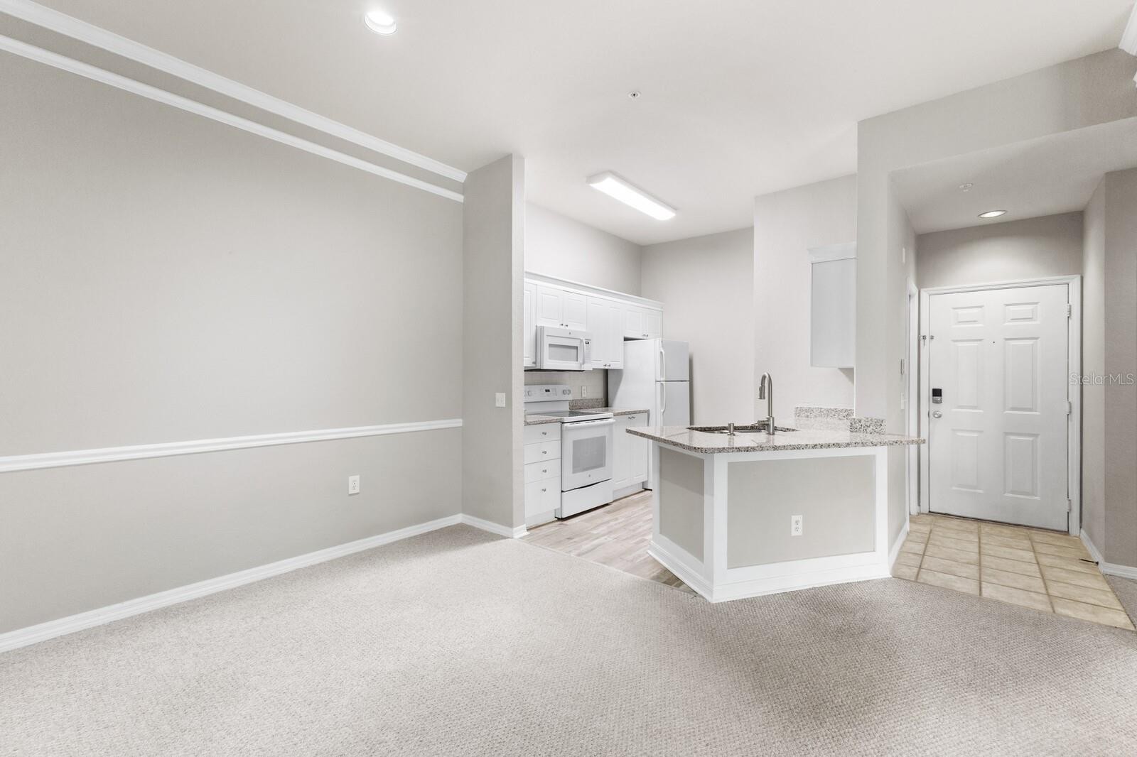 5122 NORTHRIDGE RD #307