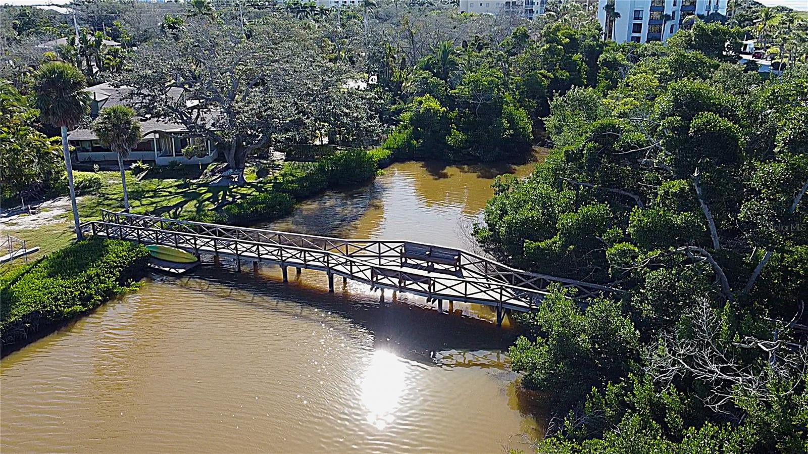 8534 HERON LAGOON CIR