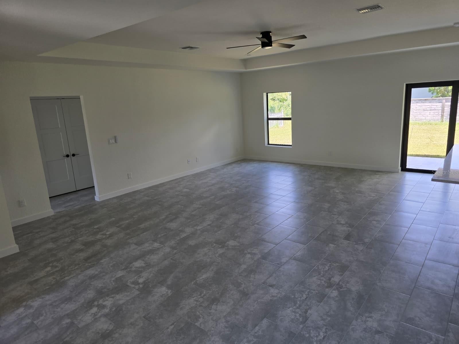 4240 LAS ALMANOS AVE