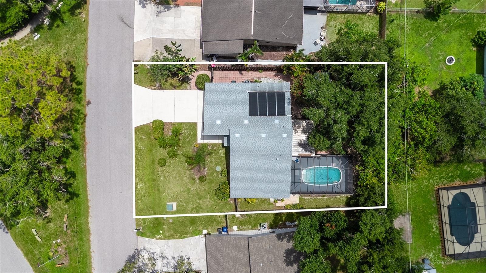 3944 PALAU DR