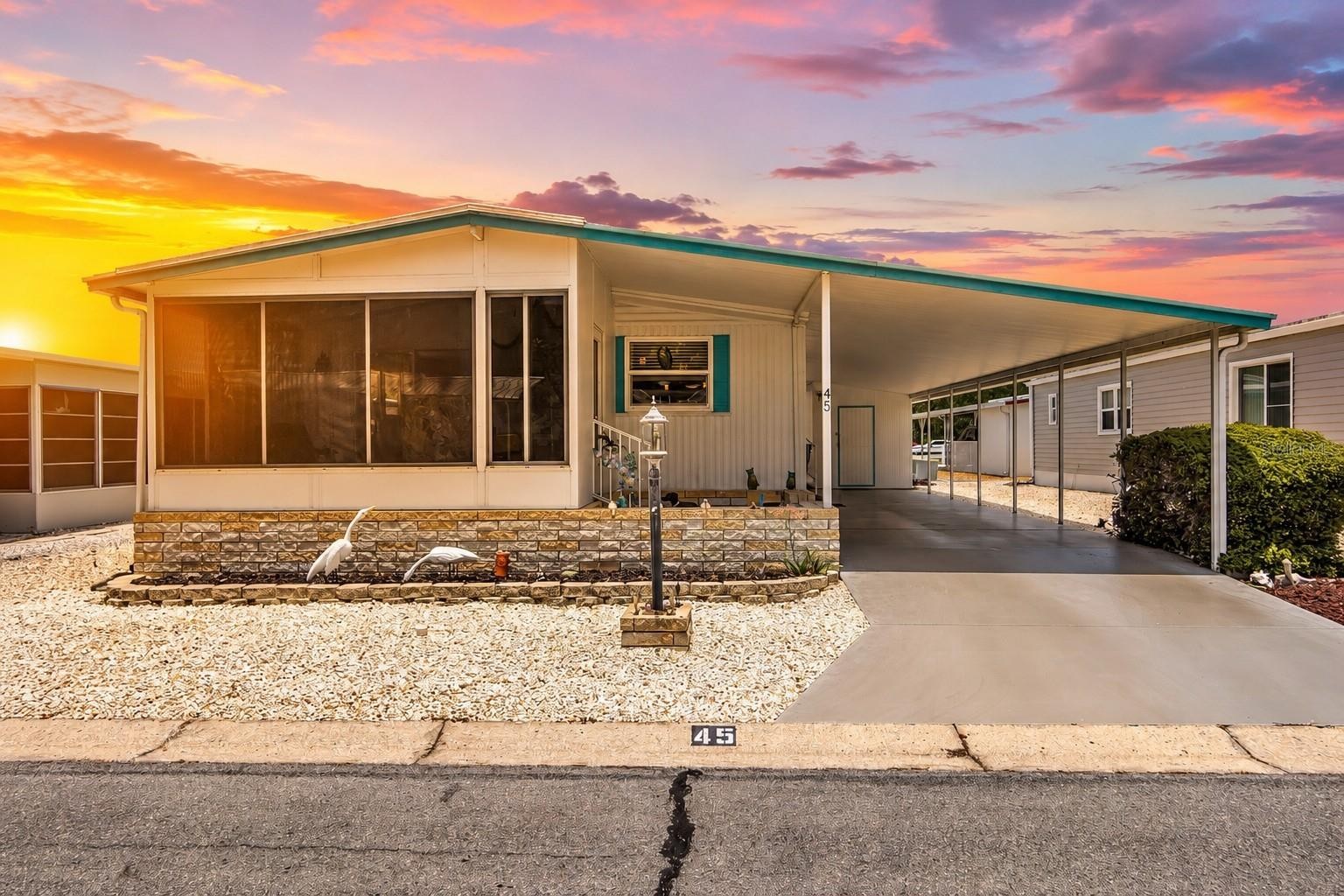 45 CABALLO WAY