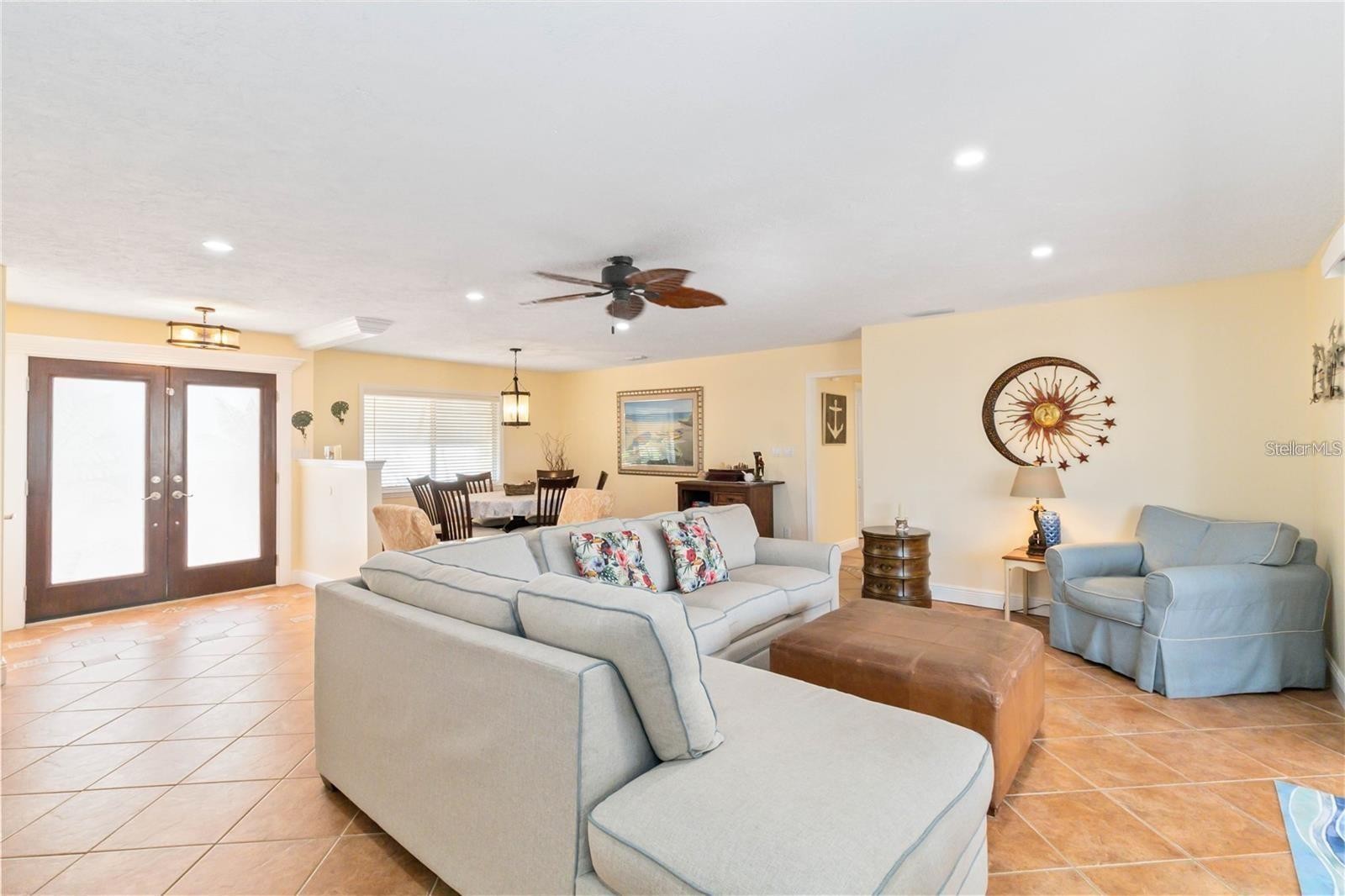 6711 AVENUE C
