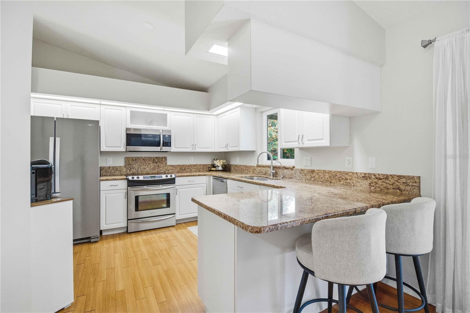 3131 ARROWHEAD RD