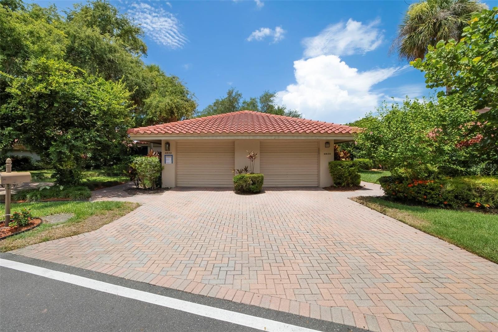 4820 KESTRAL PARK CIR #18