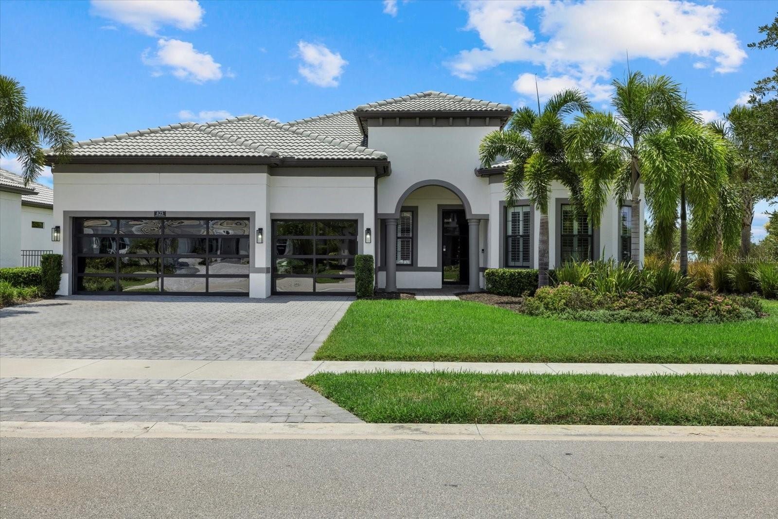 825 Seascape Pl Sarasota Florida 34240