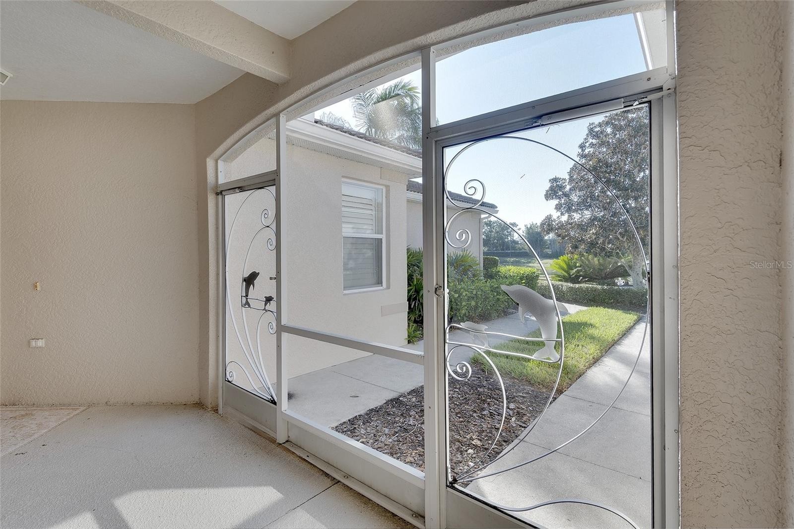 4253 CASCADE FALLS DR