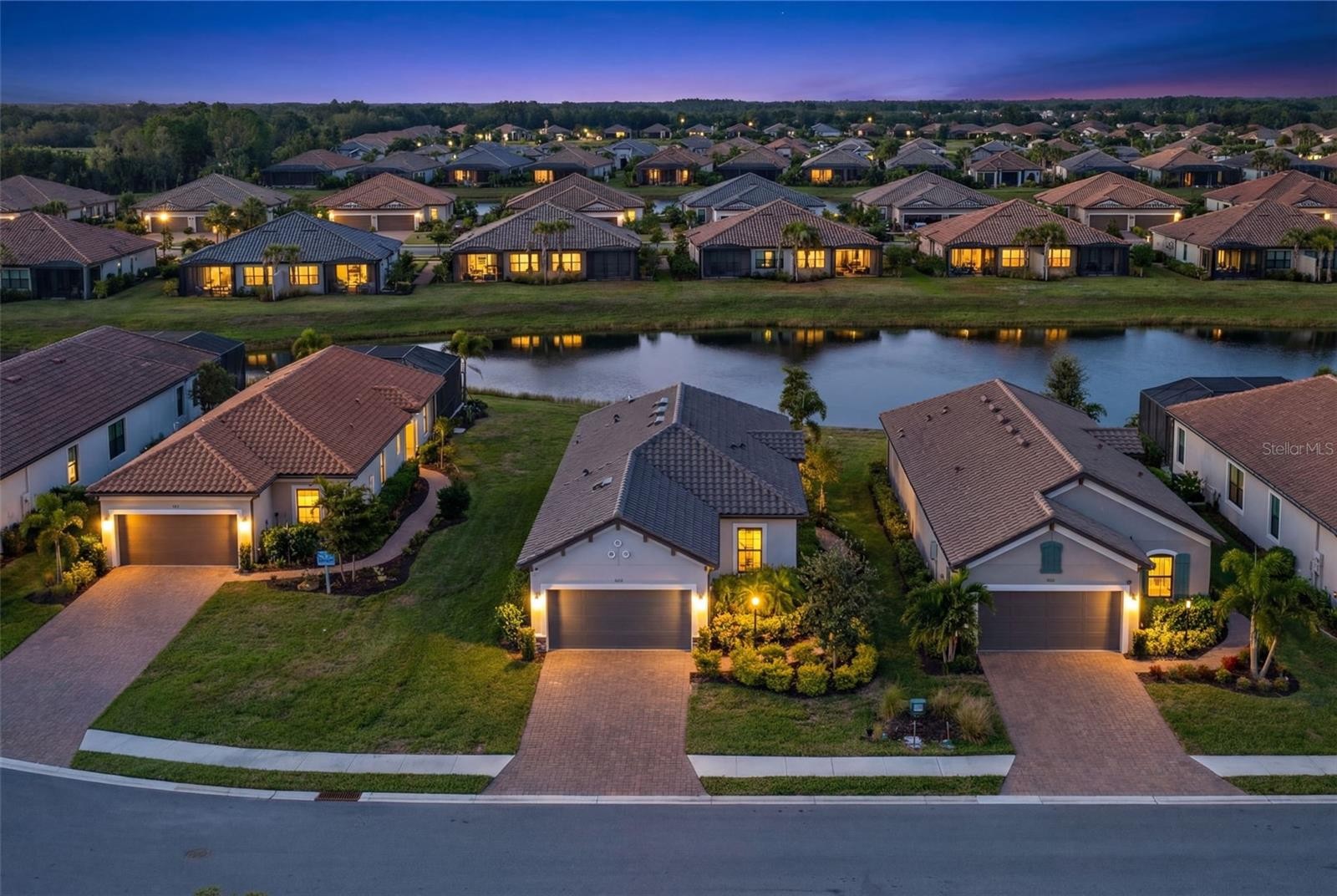 3021 VENETO CT