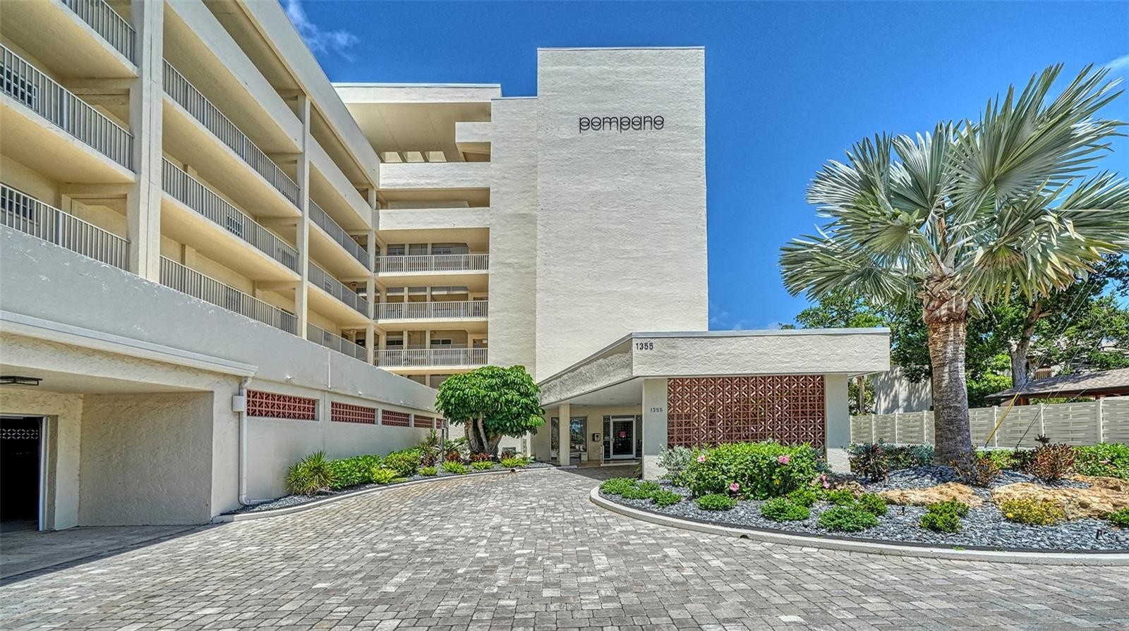 1355 S PORTOFINO DR #103