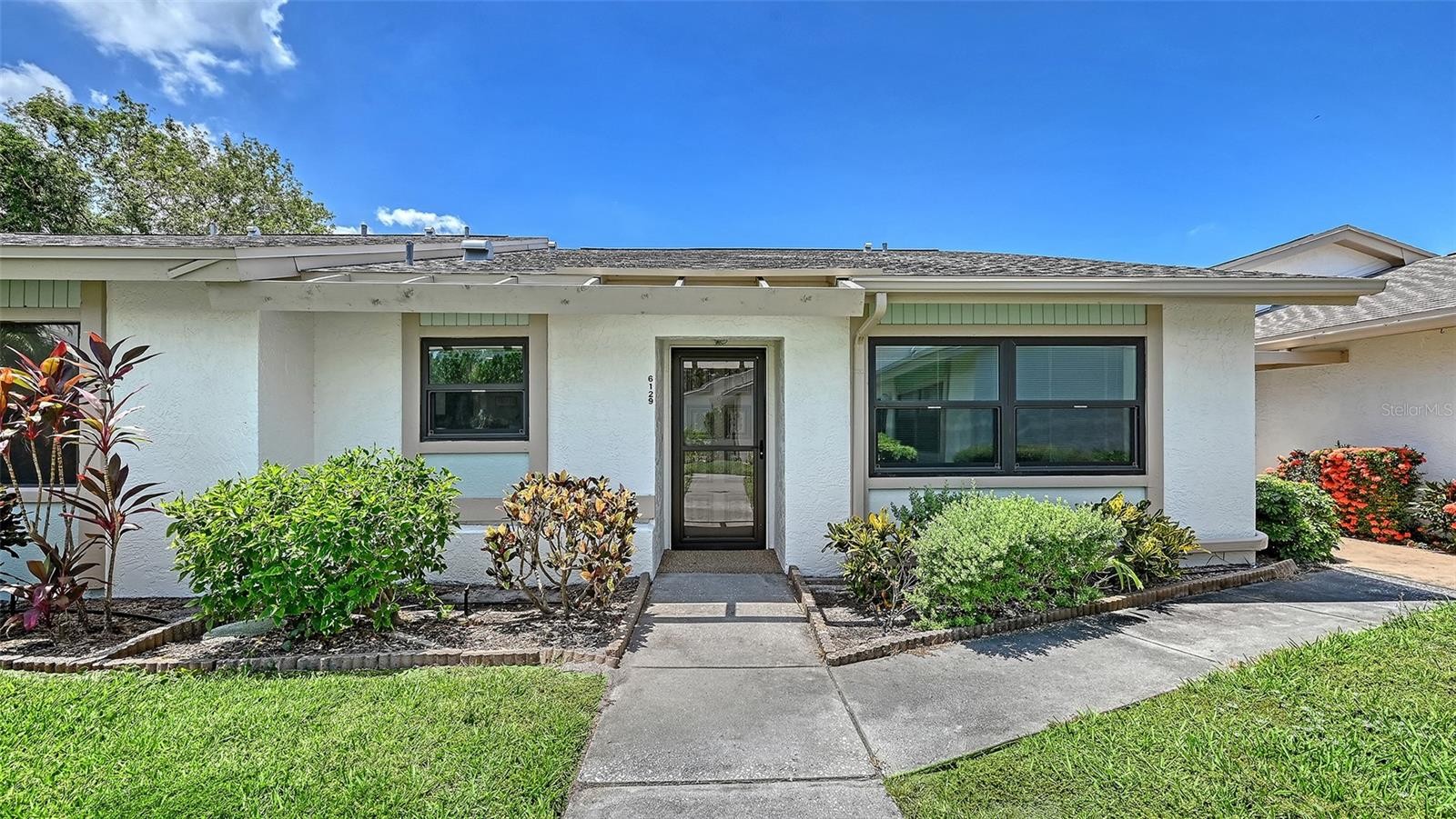 6129 HERITAGE LN W #6129