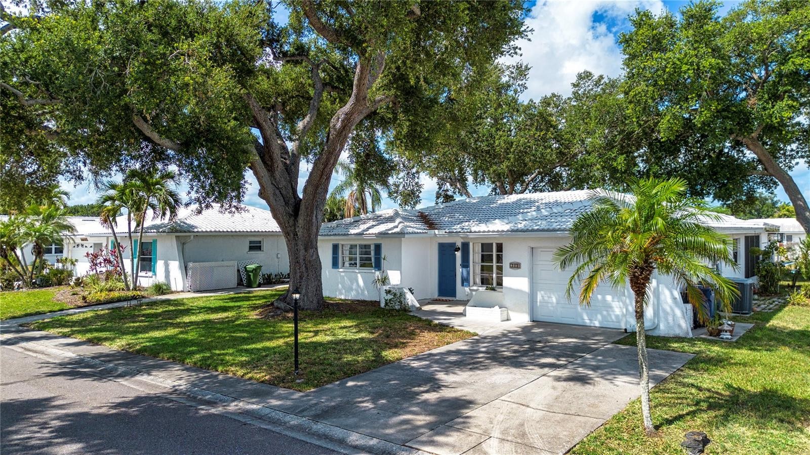 1008 ORCHID LN
