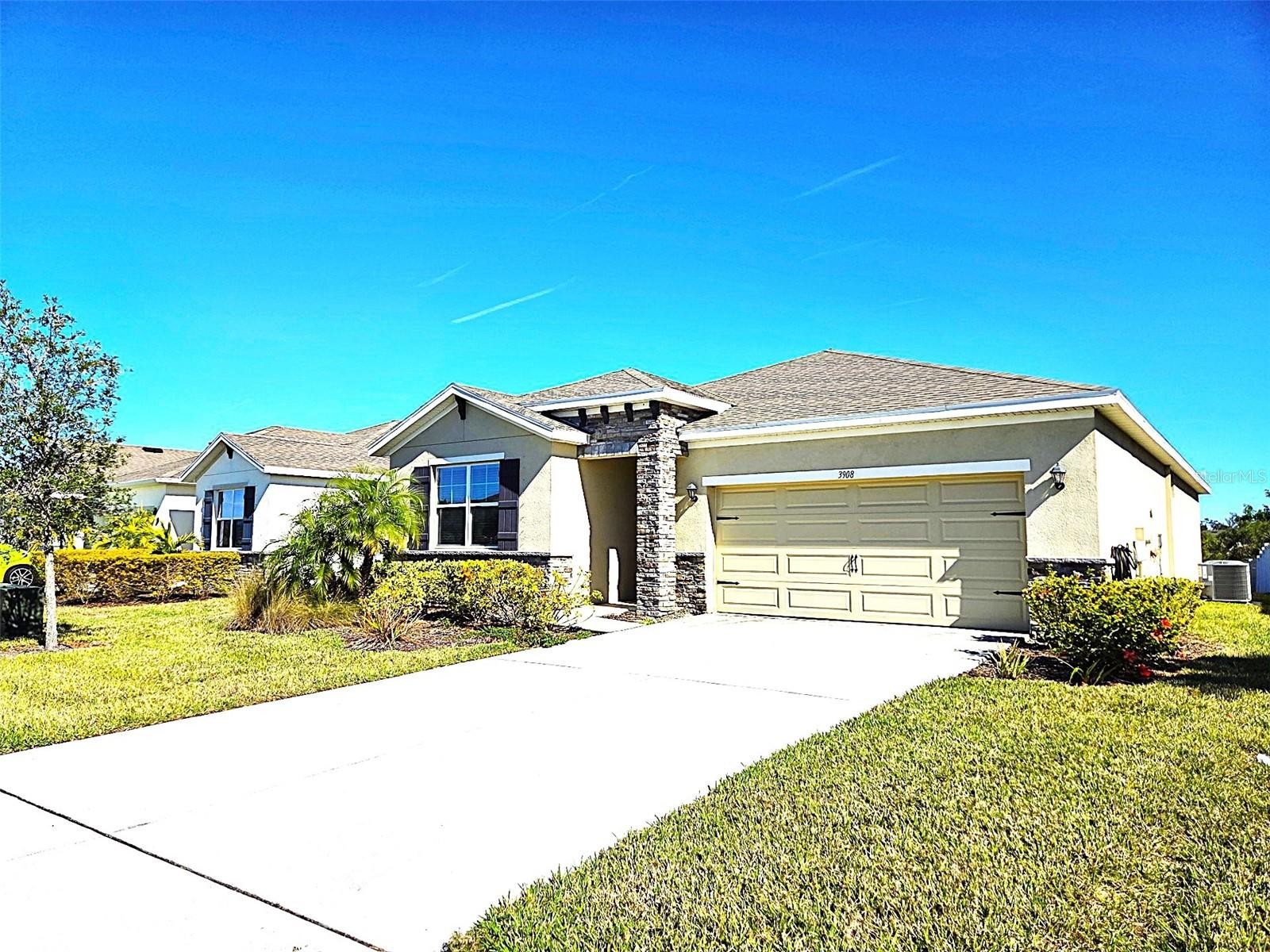 3908 MOSSY LIMB CT