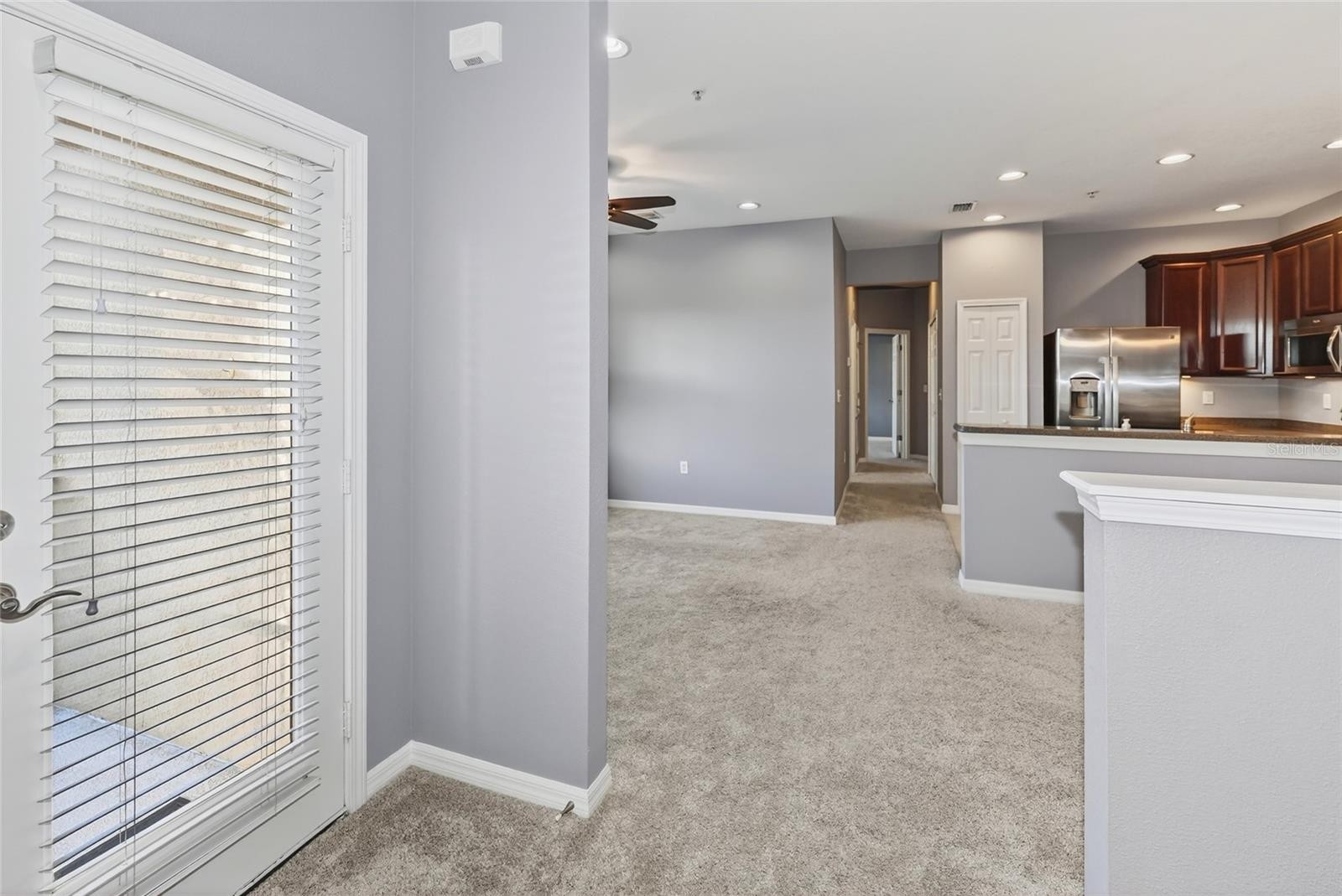 3685 PARKRIDGE CIR #8-203