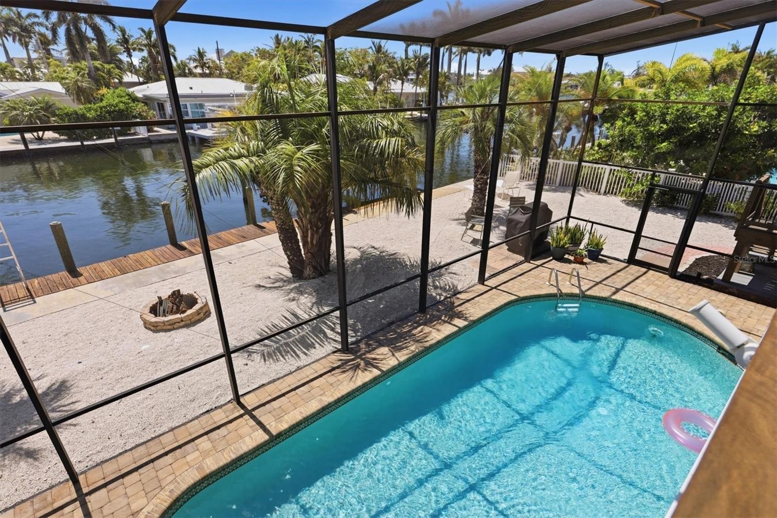517 KUMQUAT DR