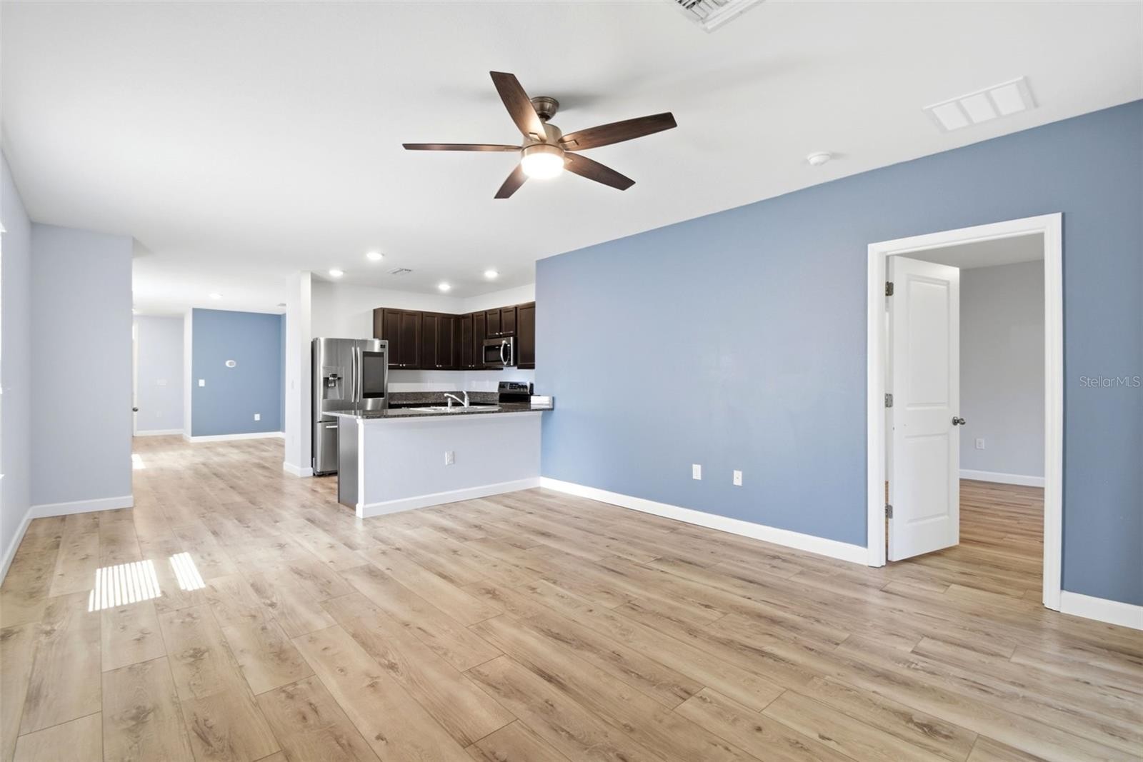 5924 BRIAR ROSE WAY