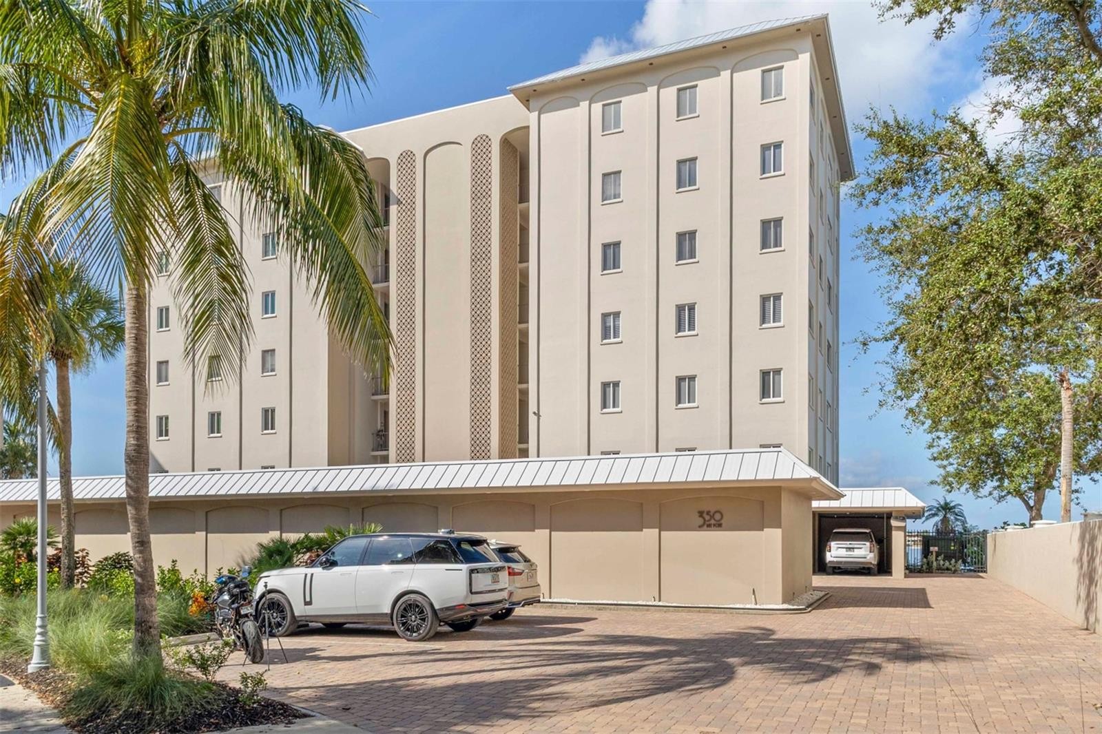 350 GOLDEN GATE PT #51