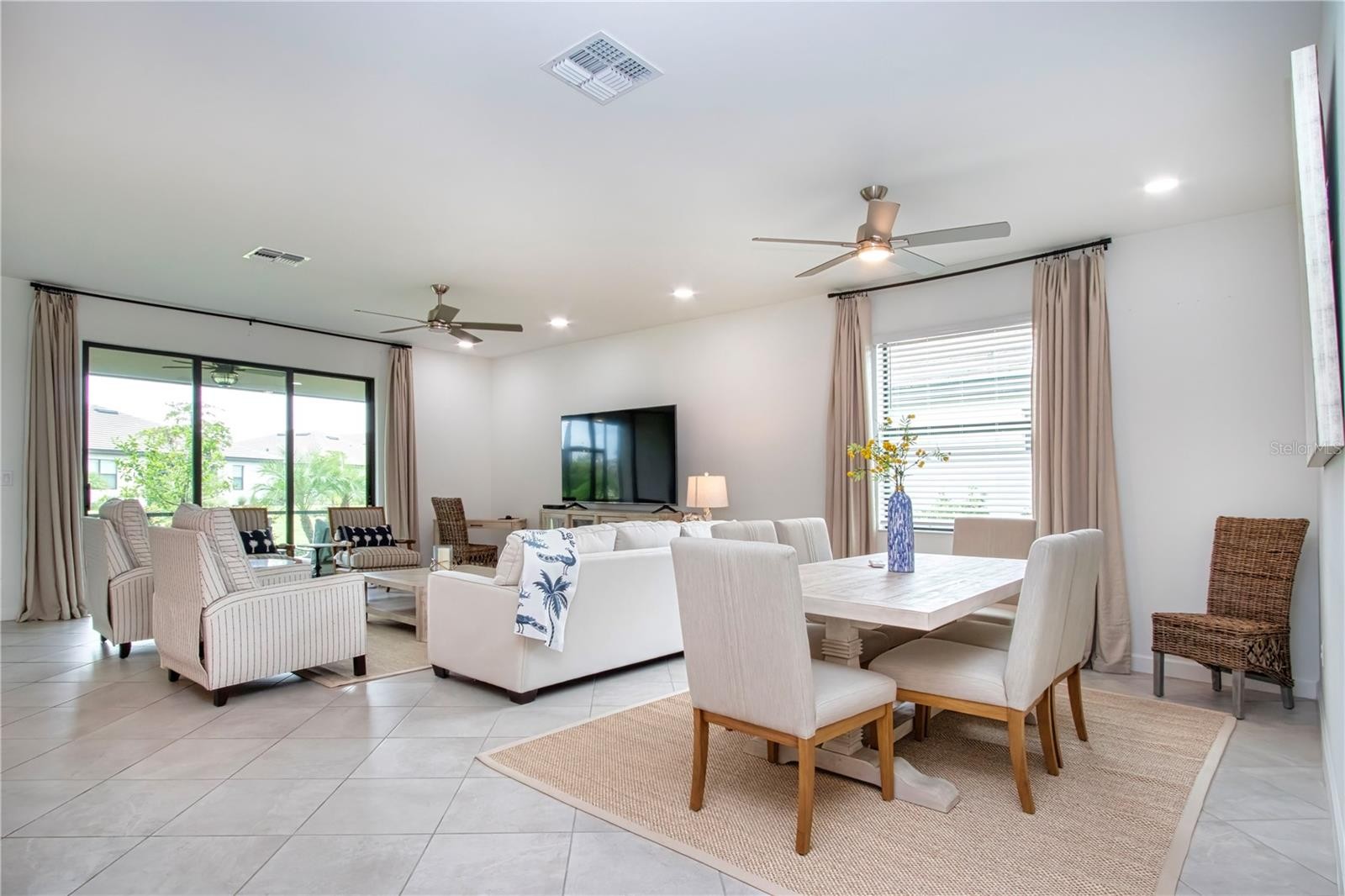 5160 CORAL REEF WAY