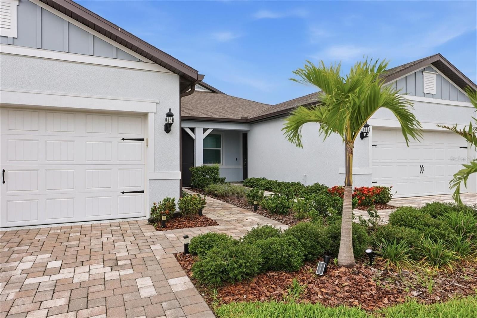 9350 BALLASTER POINTE LOOP