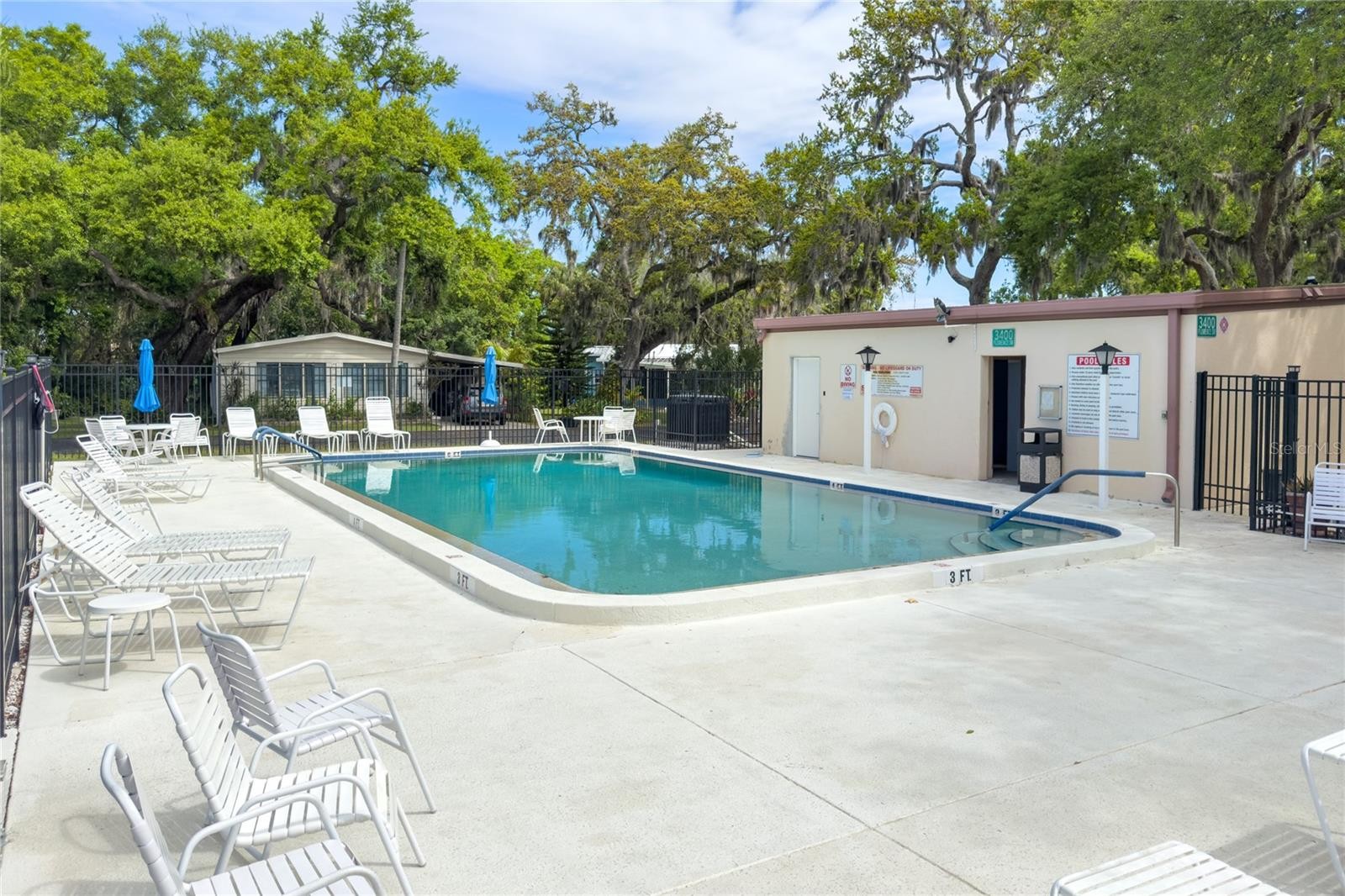 3505 PATRICIA PL