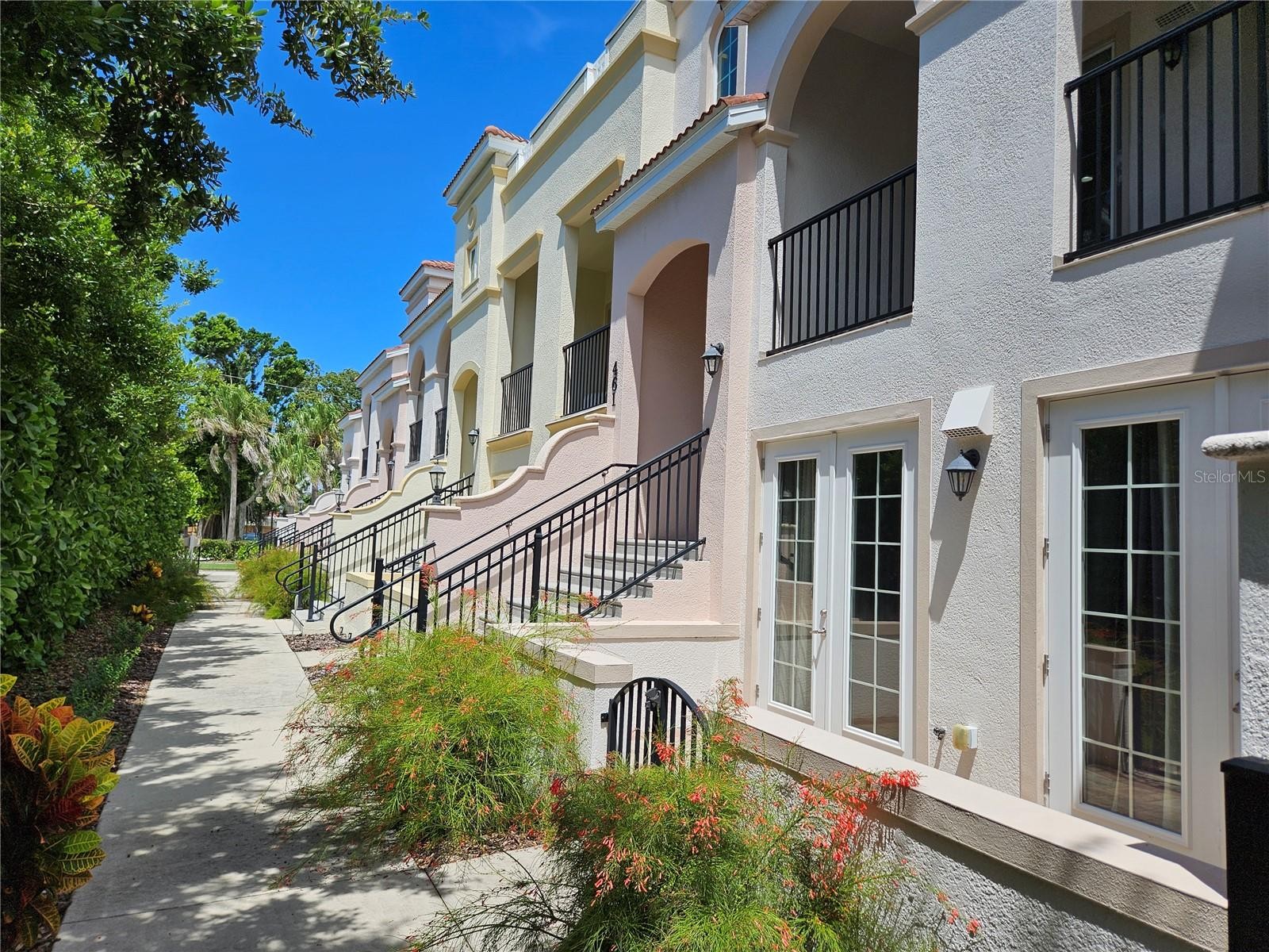 461 NOKOMIS AVE S #461