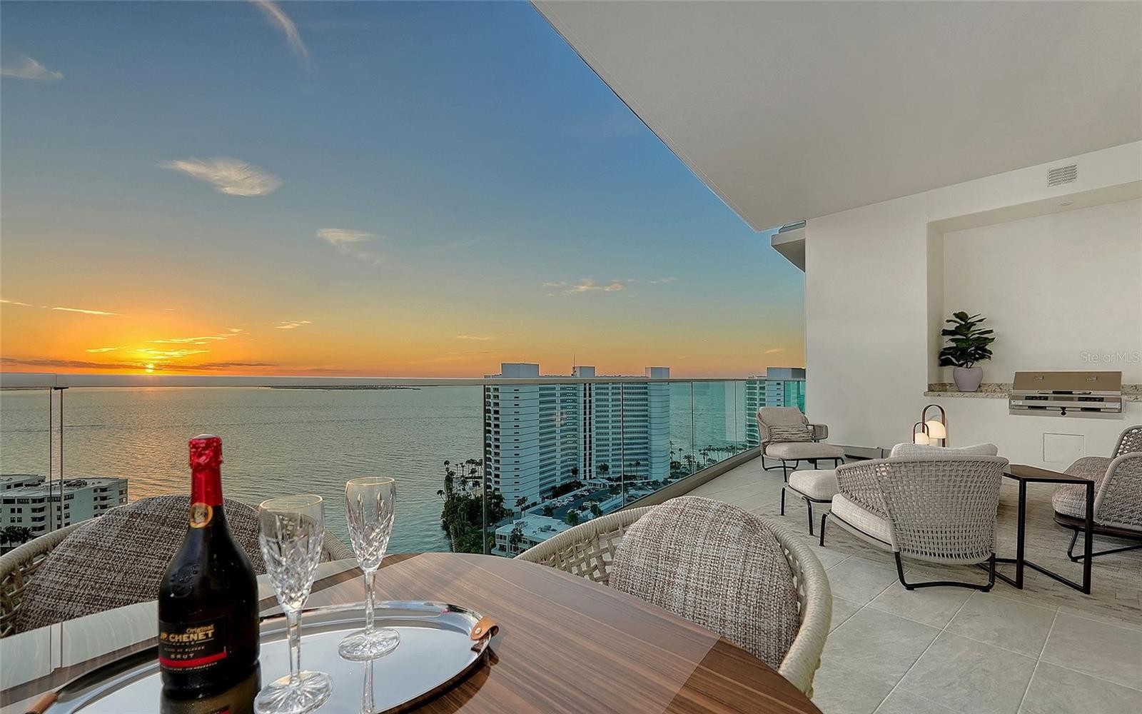 401 QUAY COMMONS #1501