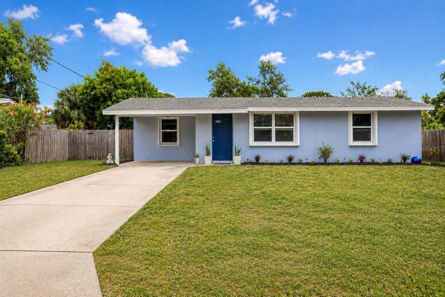 3422 FENWAY DR