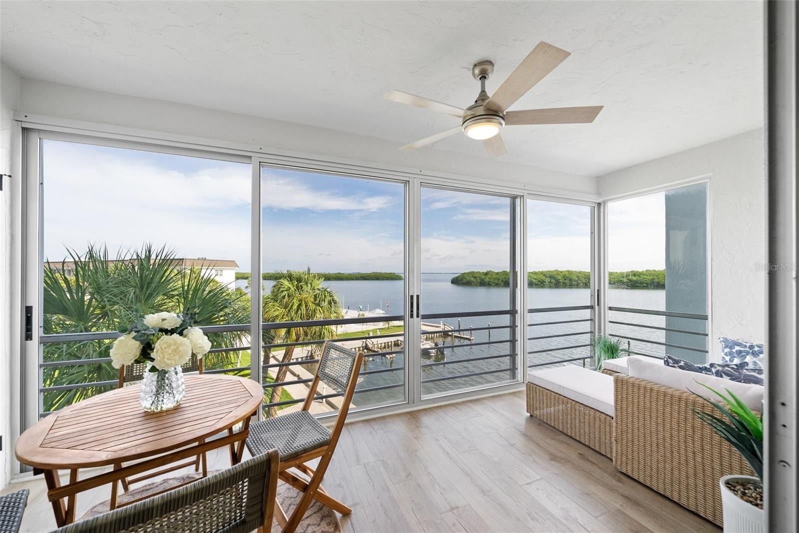 600 Sutton Pl #303B Longboat Key Florida 34228