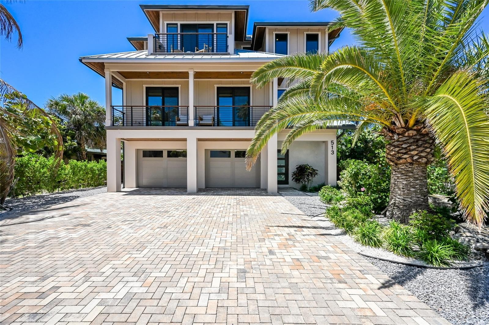 513 N BAY BLVD