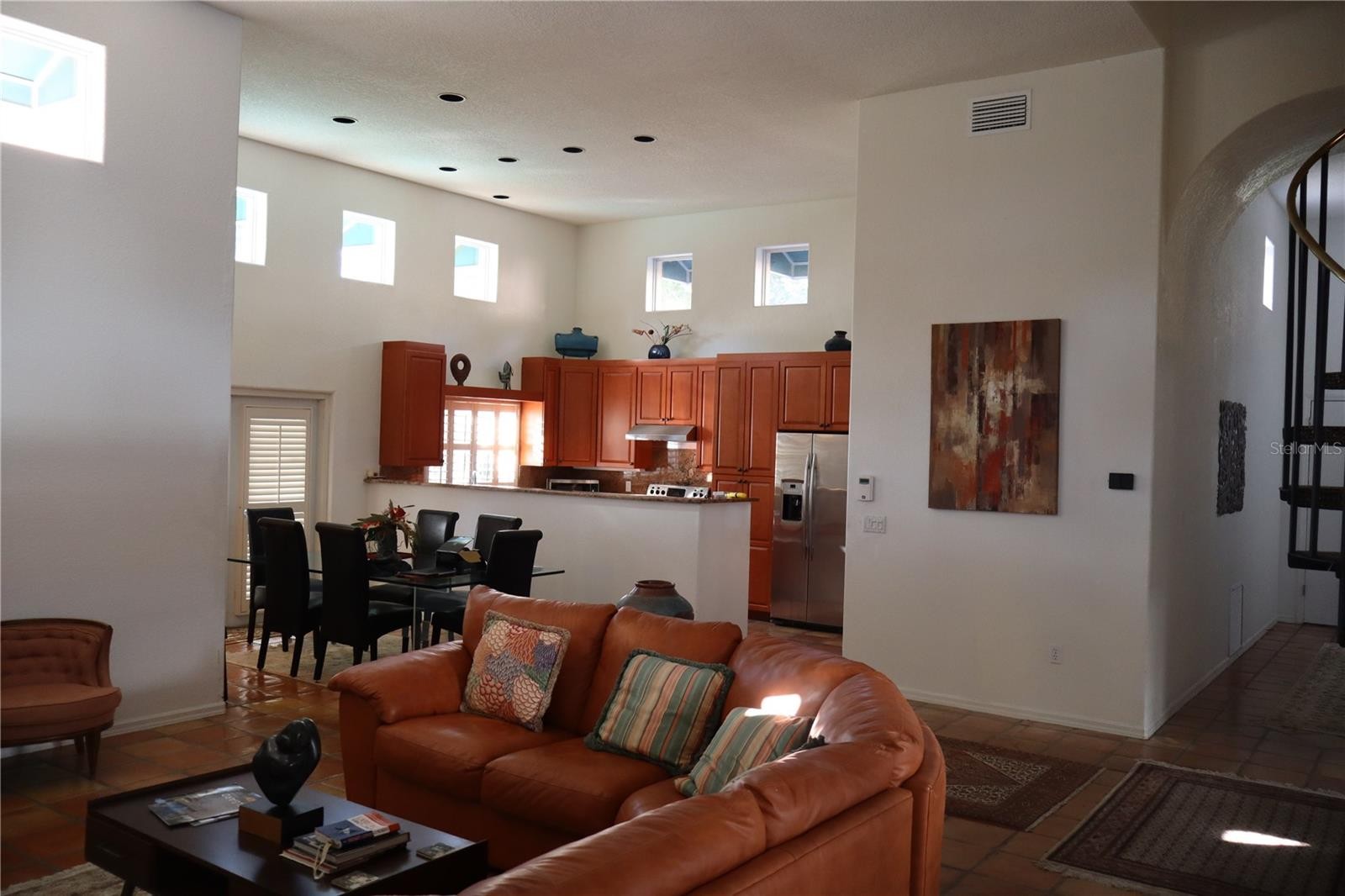 1630 BONITA LN
