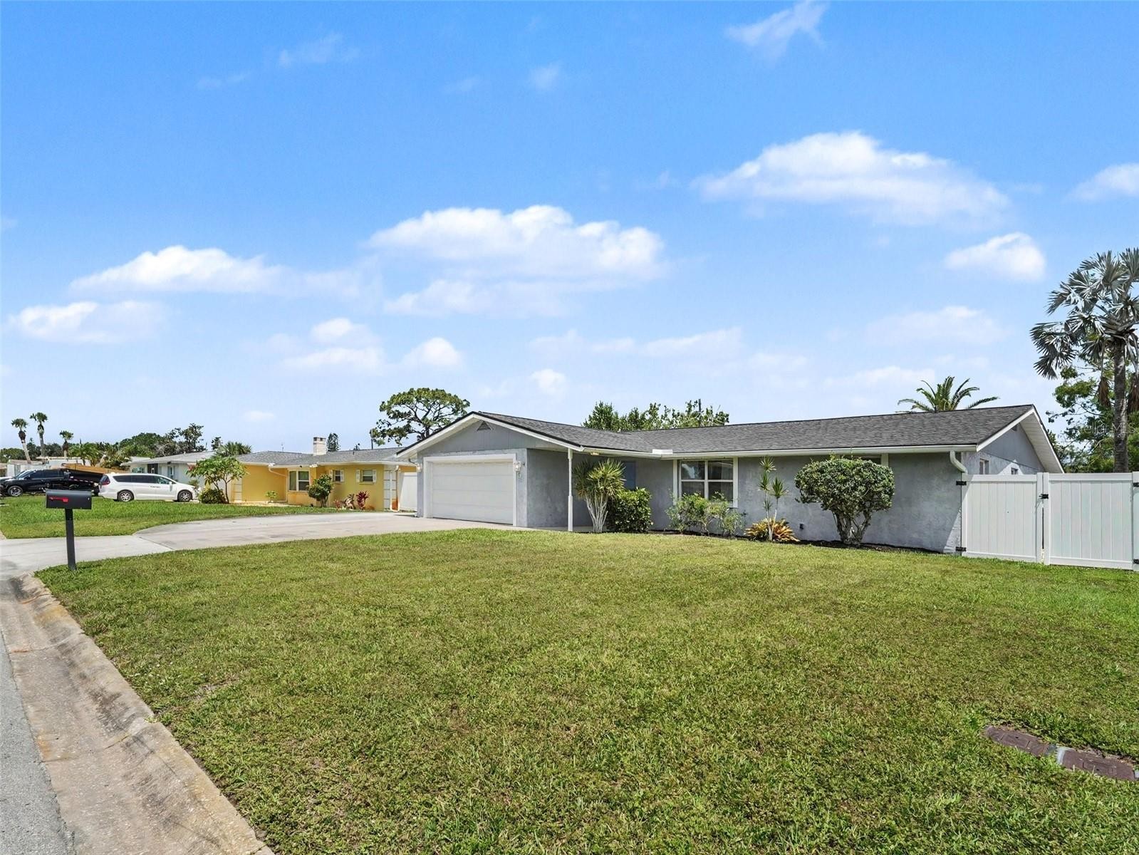 222 MALVERN DR