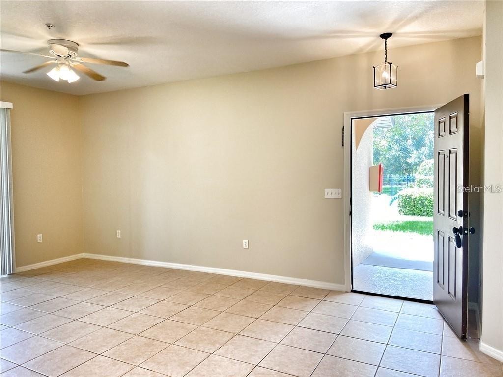 4114 VIA PIEDRA CIR #1-104