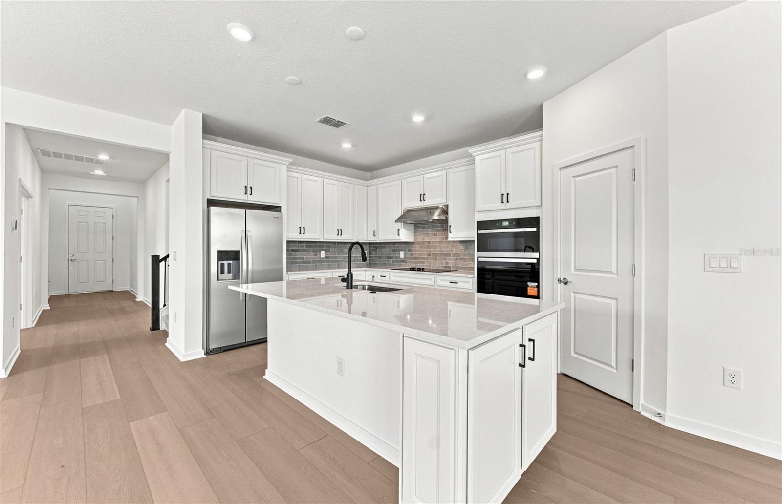 9928 JOHNSON OAKS GLN