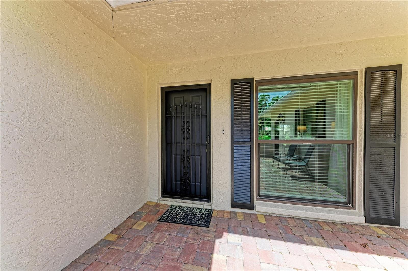 7160 FAIRWAY BEND CIR